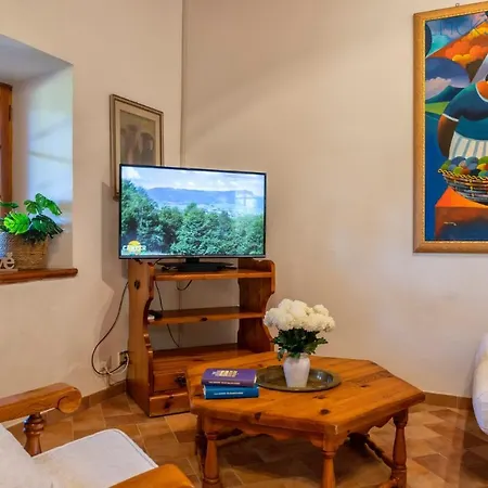 Christiana Del Xv Secolo Con Piscina Ad Uso Esclusivo Villa *